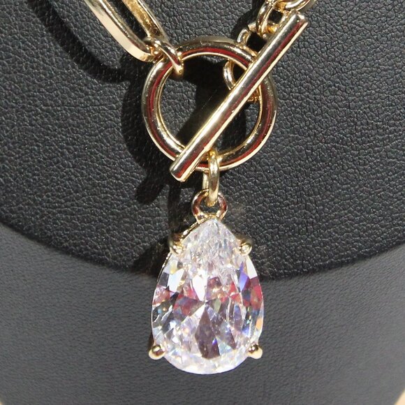 Gold Tone Paper Clip Link Necklace with a Clear Crystal Pendant - Picture 3 of 9